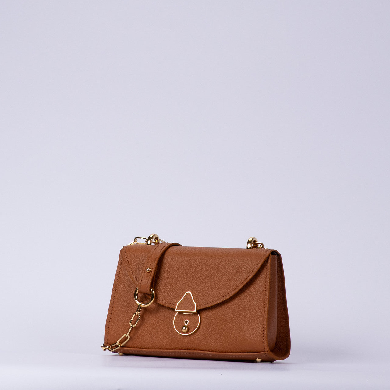 Leather Flap Over Bag with Detachable Dual-Style Carry Hardware for Versatile Wear Modes