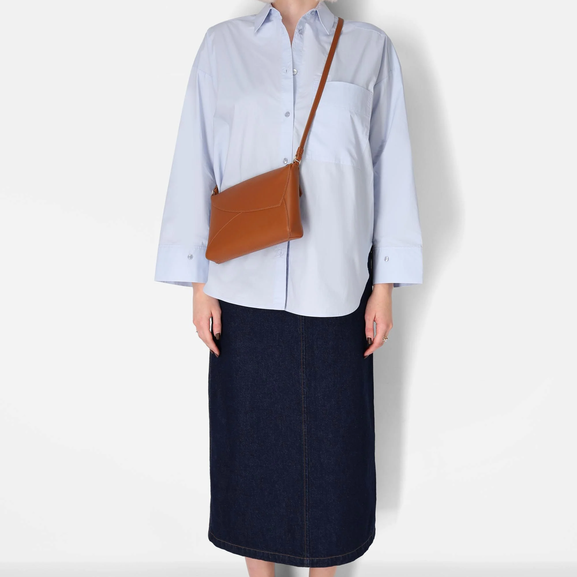 Minimalist Crossbody Clutch With Zippered Main Compartment and Built-In Independent Phone Pocket